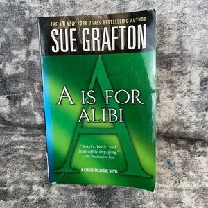 A Is For Alibi Kinsey Millhone Sue Grafton Mystery Paperback Green Novel